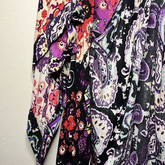 Floral Multicolor Women's Sweater?shawl - Picture 7 of 11